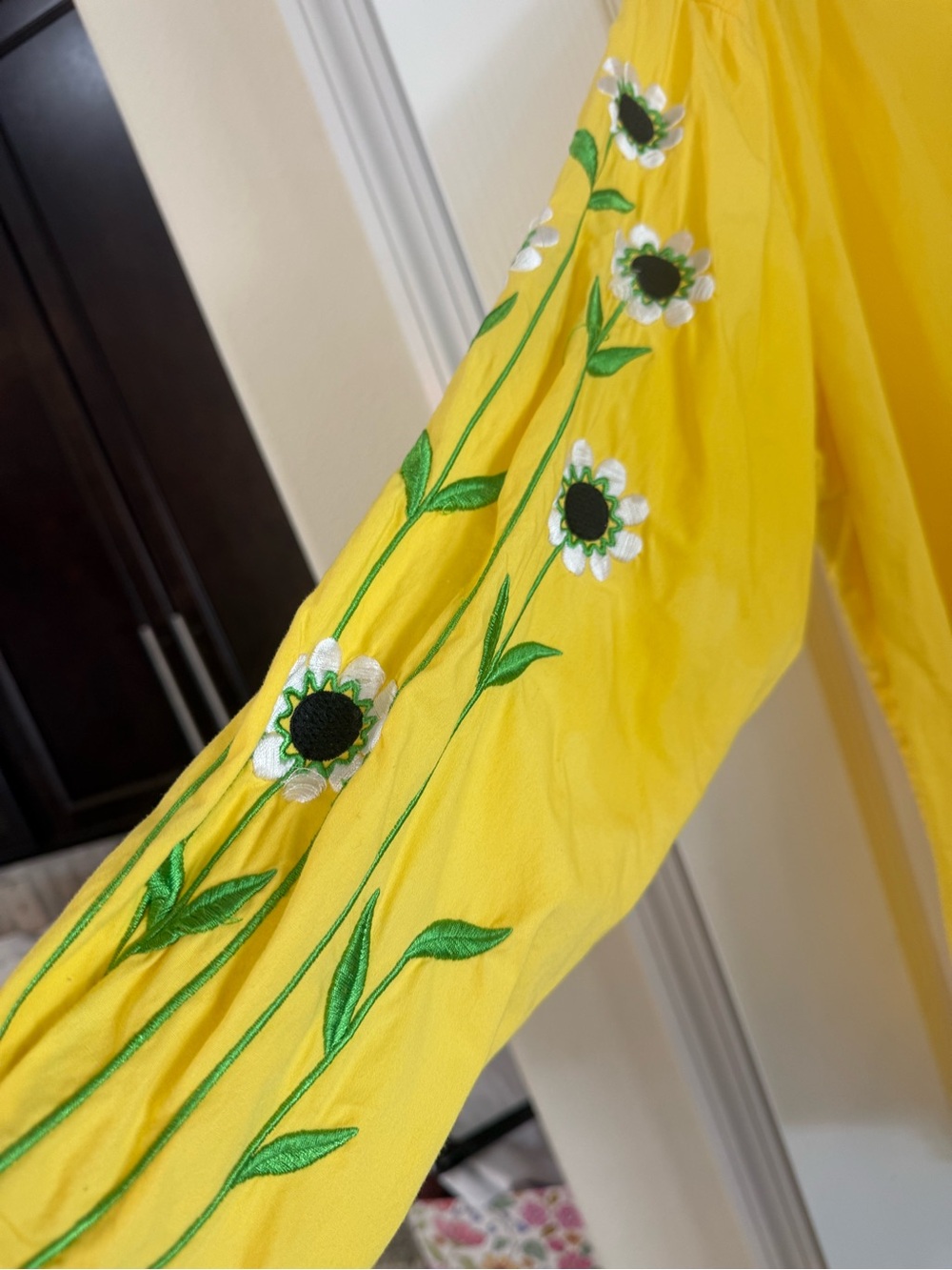 Vintage Bob Mackie 100% Cotton Yellow Button-Down Shirt with Floral Embroidery - Picture 2 of 9